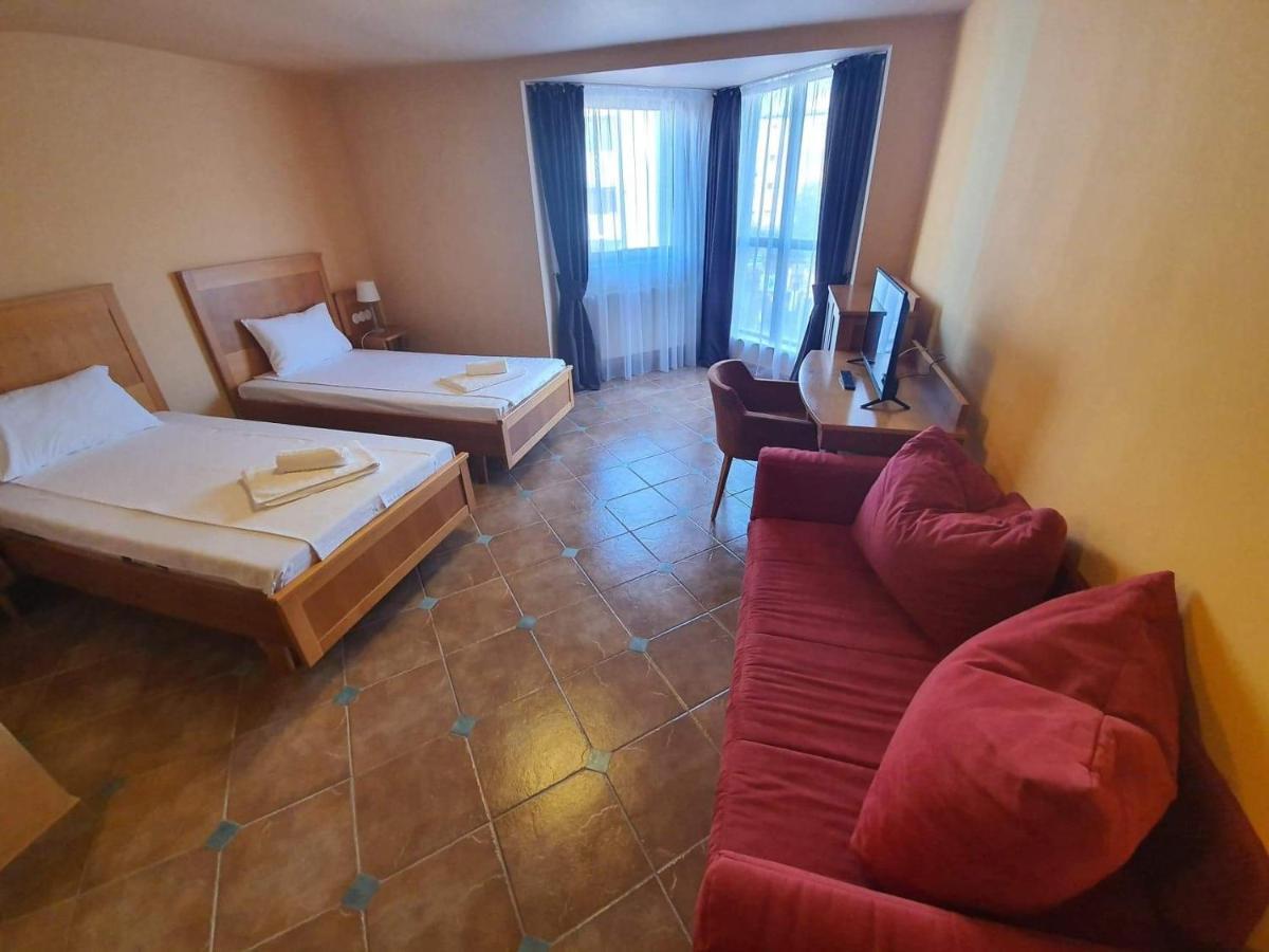 Rooms Cristian Deva Rum bild